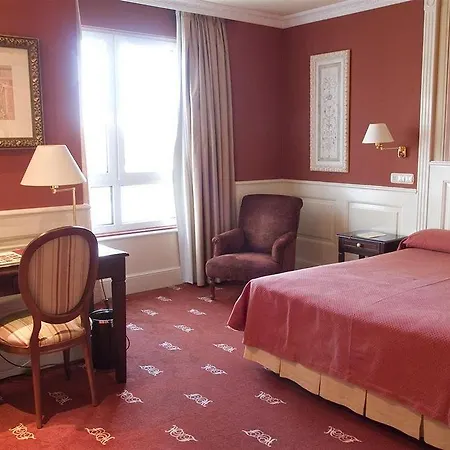 Fraga Do Eume 酒店 3*