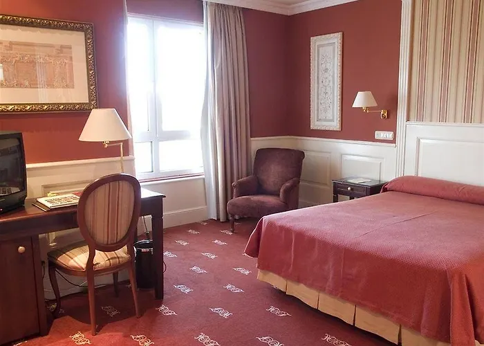 Fraga Do Eume فندق 3*