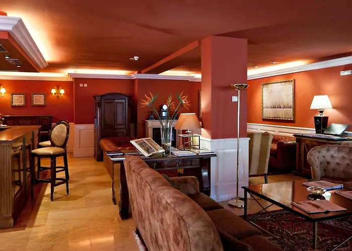 Fraga Do Eume فندق 3*